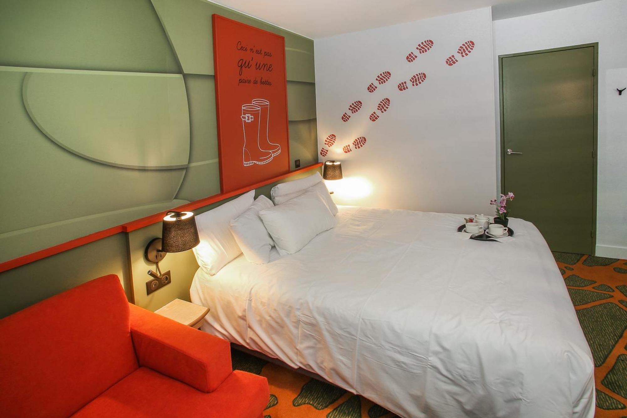 Ibis Styles Lisieux Normandie Экстерьер фото
